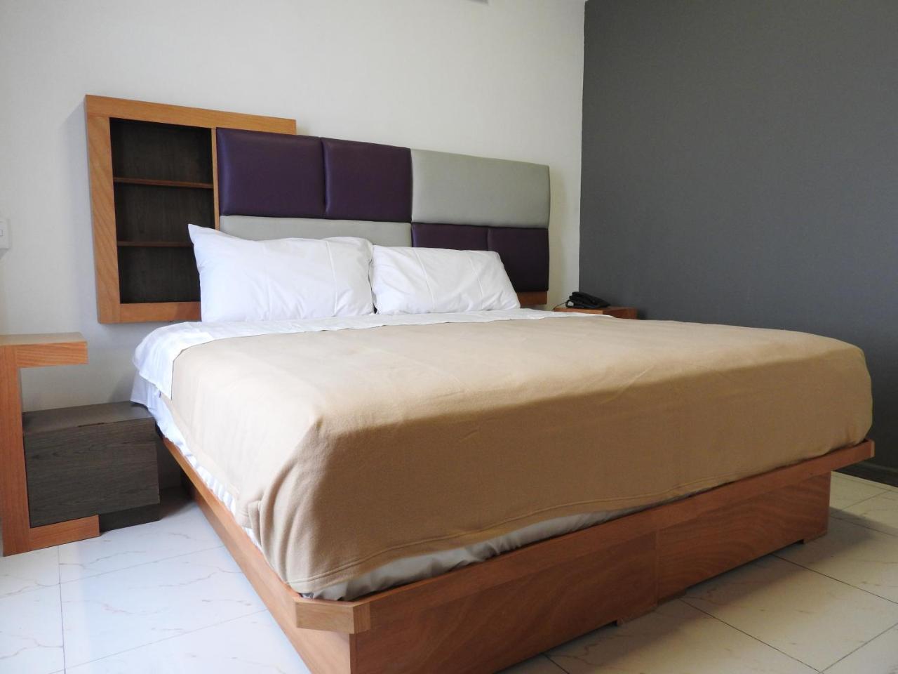 Hotel Alhaja Πουέμπλα Εξωτερικό φωτογραφία